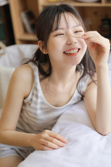 FREE性开放小少妇SEXⅠ8