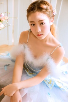 女绿巨人